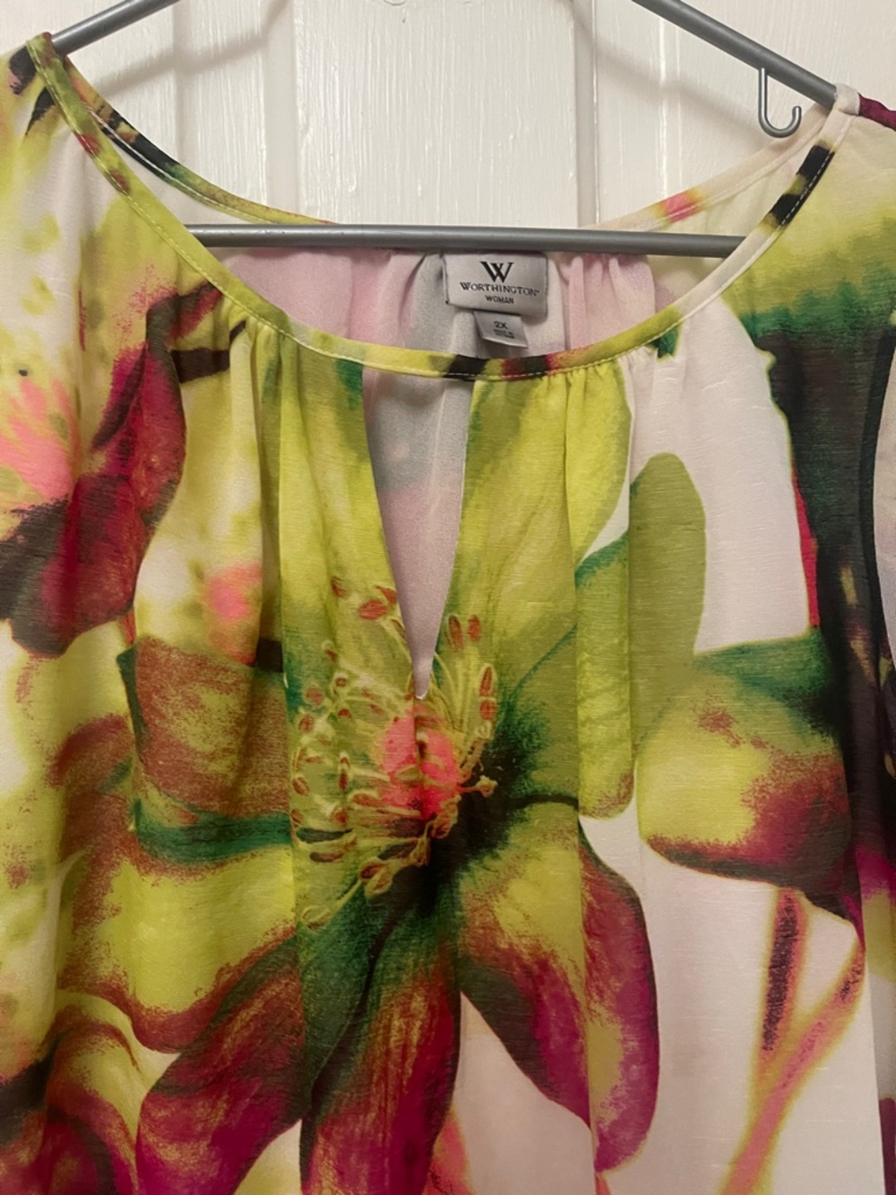 W by Worth White Floral Keyhole top with Green & Pink Accents - Picture 2 of 5